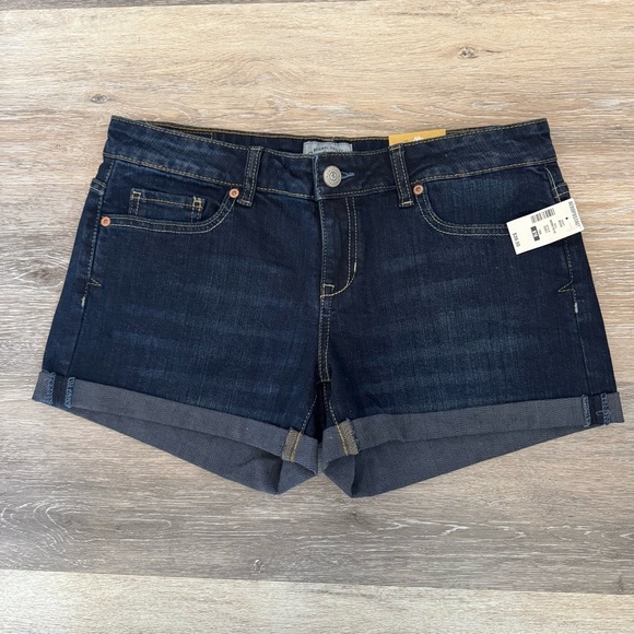 Aeropostale Pants - Aeropostale Women's Size 9/10 Midi Blue Jean Short Shorts 3 1/2” Inseam NWT